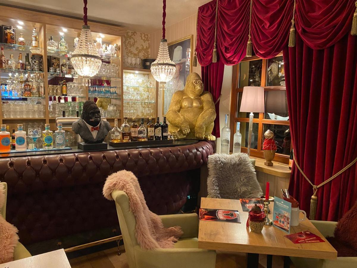 Riverdam Boutique Hotel อิลเมเนา ภายนอก รูปภาพ