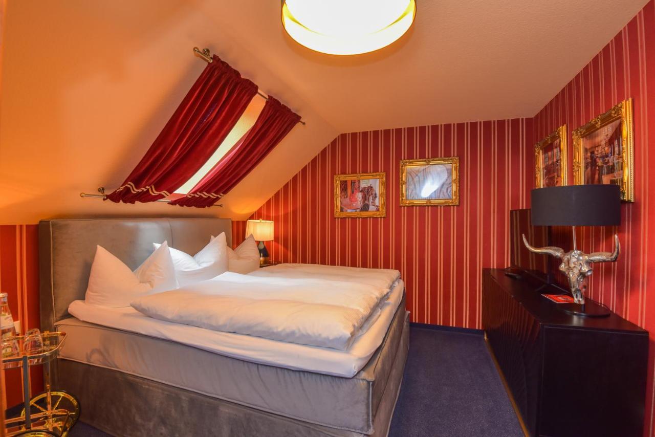 Riverdam Boutique Hotel อิลเมเนา ภายนอก รูปภาพ