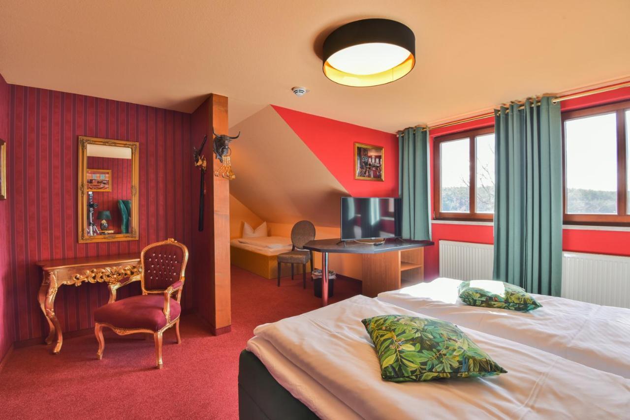 Riverdam Boutique Hotel อิลเมเนา ภายนอก รูปภาพ